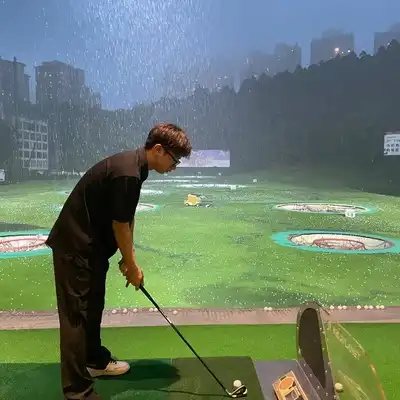 卢文静